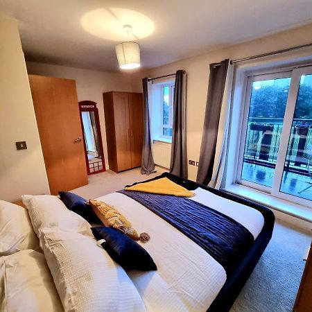 Luxury 2-Bedroom Service Apartment With Balcony Manchester Exterior photo