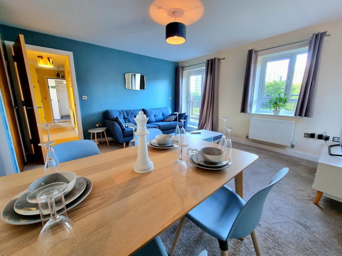 Luxury 2-Bedroom Service Apartment With Balcony Manchester Exterior photo
